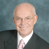 Howard  Putnam