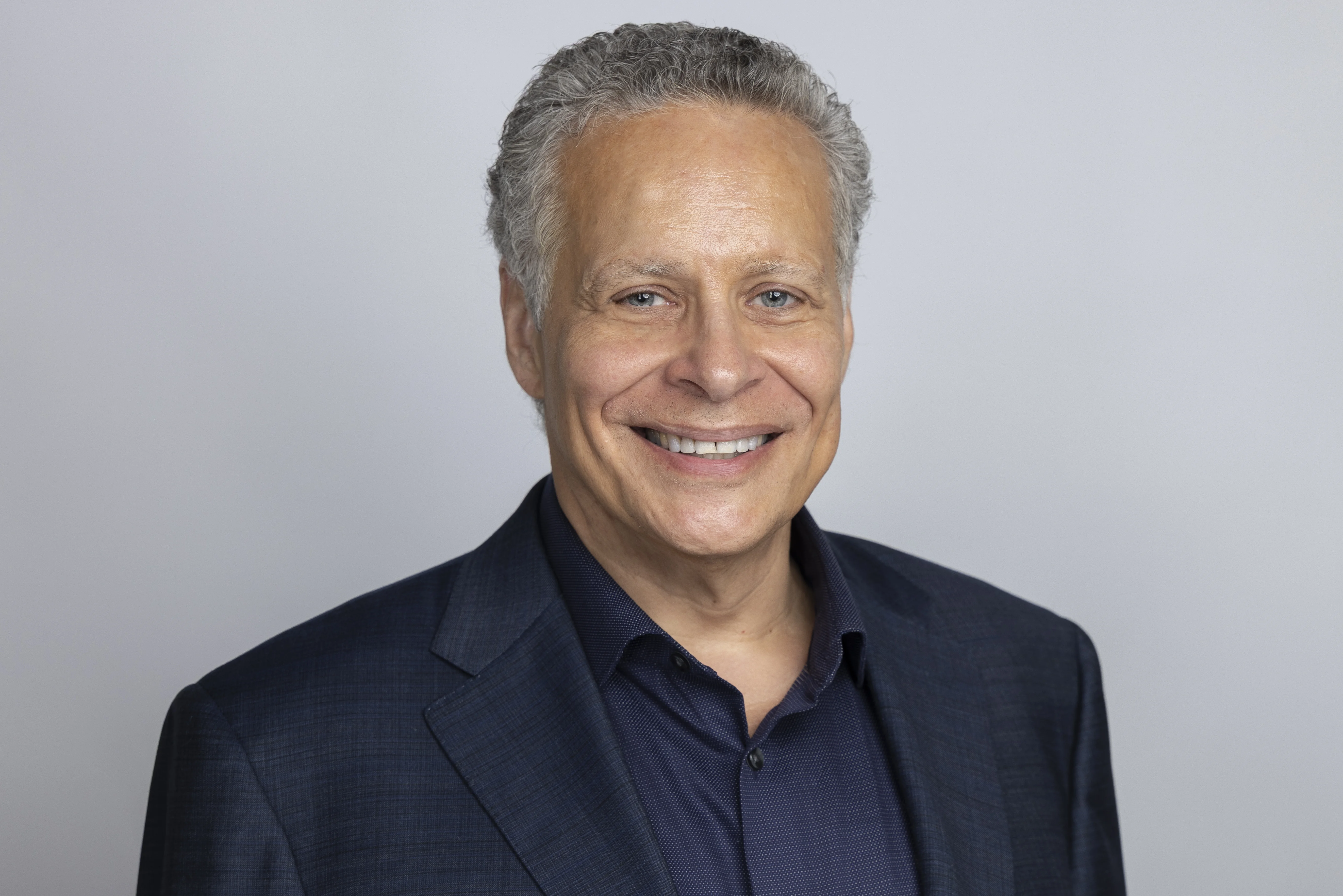 Sales Speaker and Coach Darryl Davis
