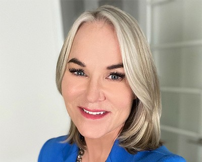 Kelly  McDonald