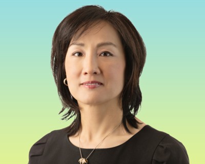 Michelle K Lee