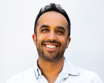 Neil Pasricha Keynote Speaker