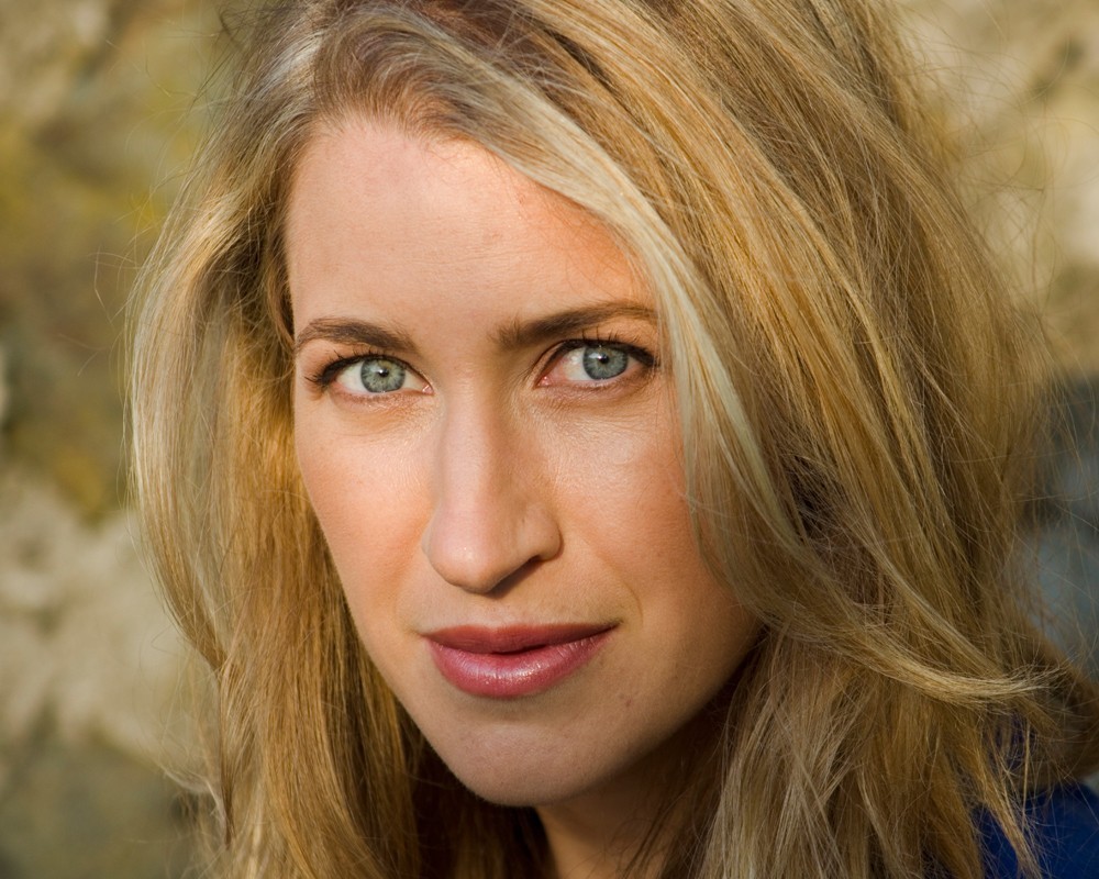 Dr. Natalie Stavas
