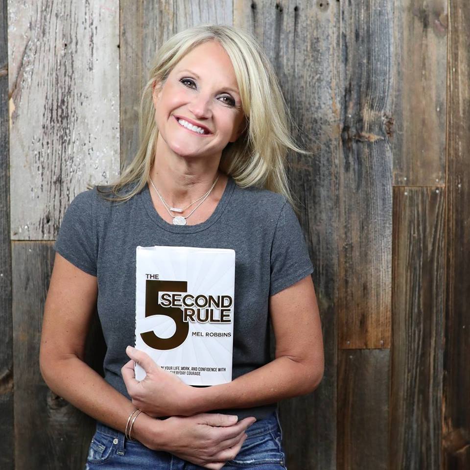 Mel Robbins on LinkedIn: When all you see are reasons to give up, you will.  If you are… | 51 comments