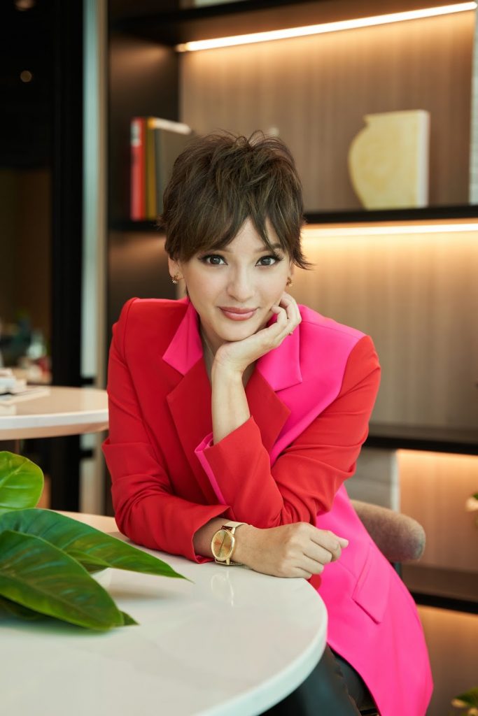 Simone Heng